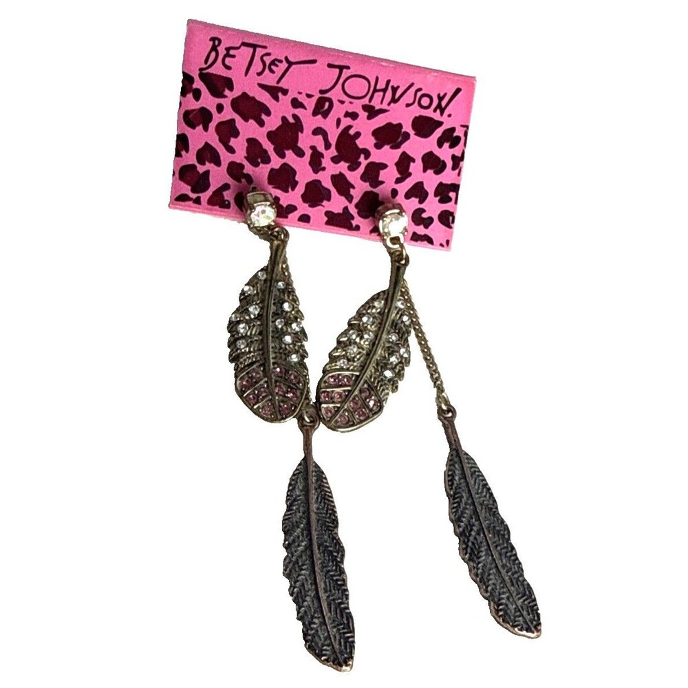 Betsey Johnson Vintage Lady Luck Multi Feather Drop Earrings NEW